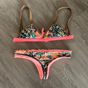 Maaji Reversible Women’s Bikini Top and Bottom in Rare Floral Print